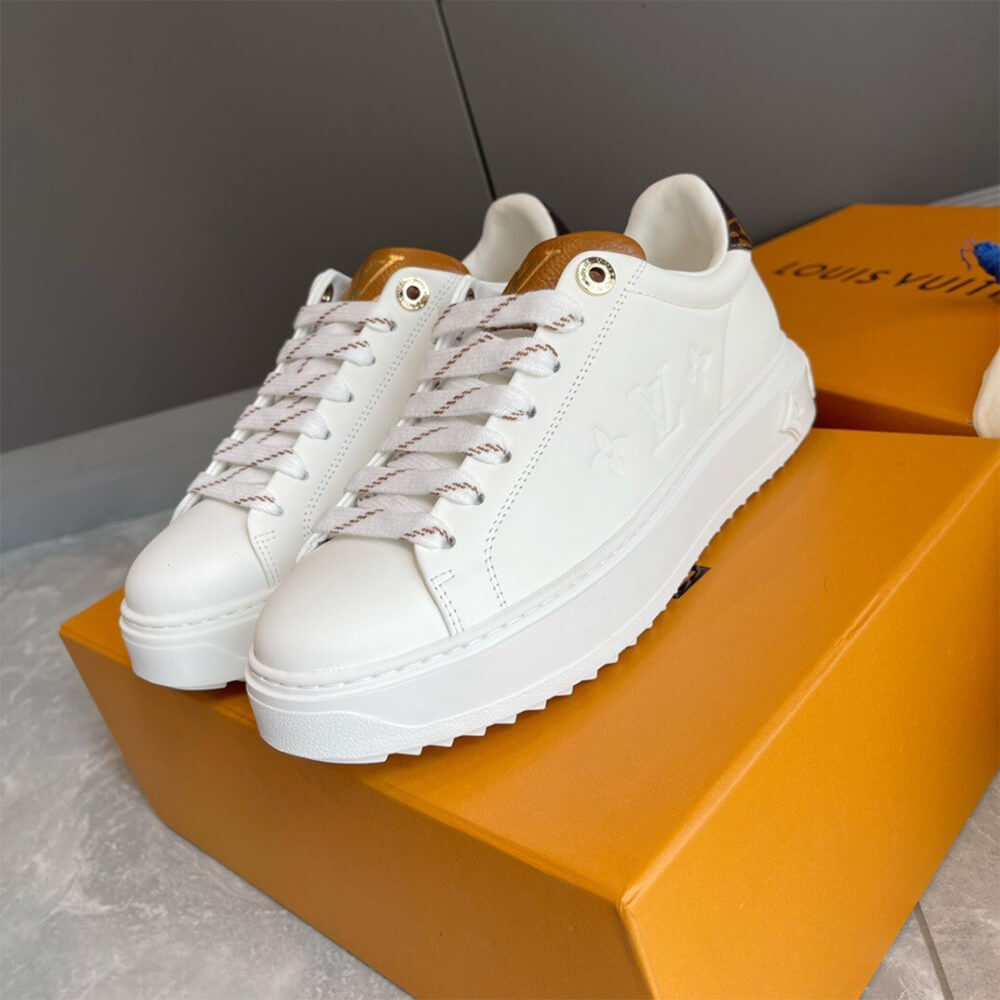 TIME OUT SNEAKER